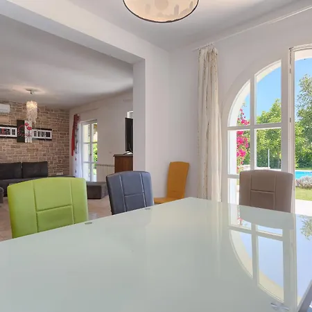 Villa Bella By Interhome