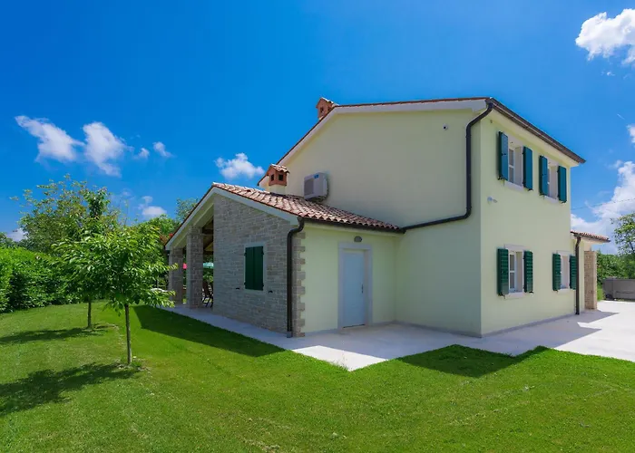 Bella By Interhome Marčana