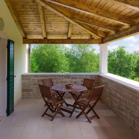 Villa Bella By Interhome